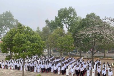TRƯỜNG THPT ĐẮK MIL TỔ CHỨC LỄ SƠ KẾT VÀ PHÁT THƯỞNG HỌC KÌ I, NĂM HỌC 2025-2026