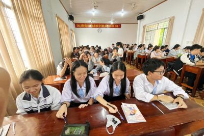 27 QUẦN CHÚNG HỌC SINH ƯU TÚ THAM GIA LỚP BỒI DƯỠNG NHẬN THỨC VỀ ĐẢNG