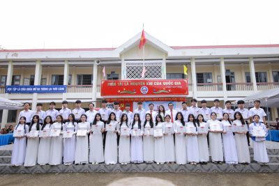 TRƯỜNG THPT ĐẮK MIL TỔ CHỨC LỄ TỔNG KẾT NĂM HỌC 2025-2026