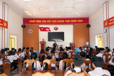 GẶP GỠ CÁN SỰ LỚP, CHI ĐOÀN – CHUNG TAY XÂY DỰNG NỀN NẾP HỌC ĐƯỜNG