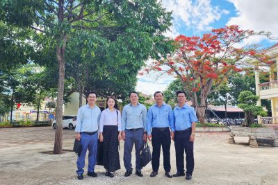 KIỂM TRA CÔNG TÁC CHUẨN BỊ KỲ THI TỐT NGHIỆP THPT NĂM 2026 TẠI TRƯỜNG THPT ĐẮK MIL